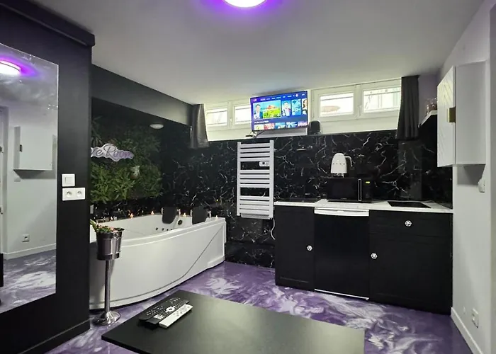 Nid D'amour * Trouville-sur-Mer