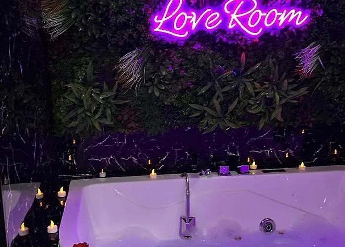 Nid D'amour * Trouville-sur-Mer